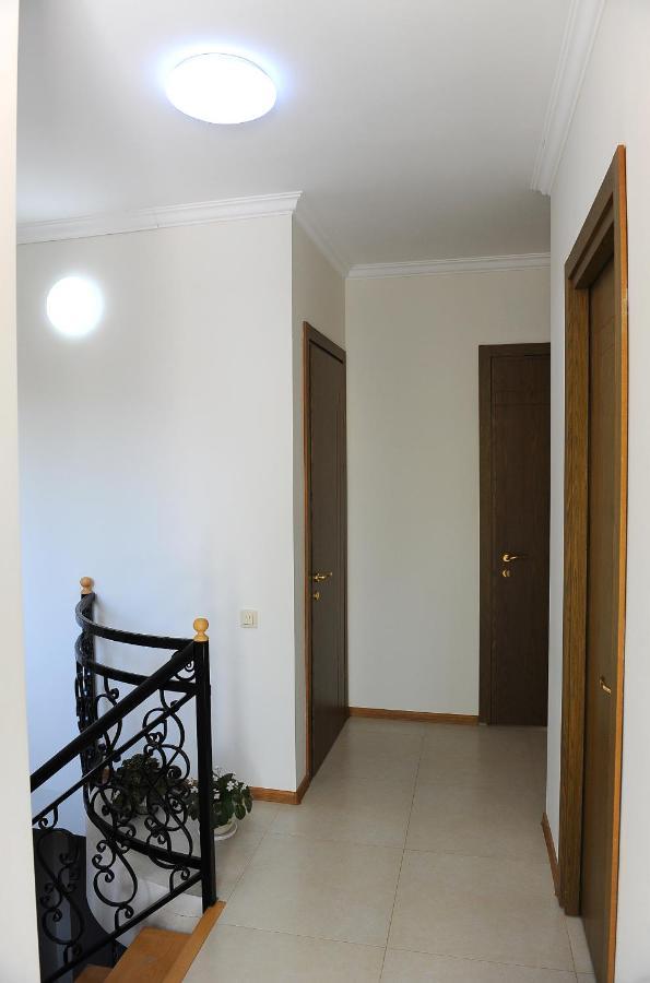 Janika Apartments Τυφλίδα Εξωτερικό φωτογραφία