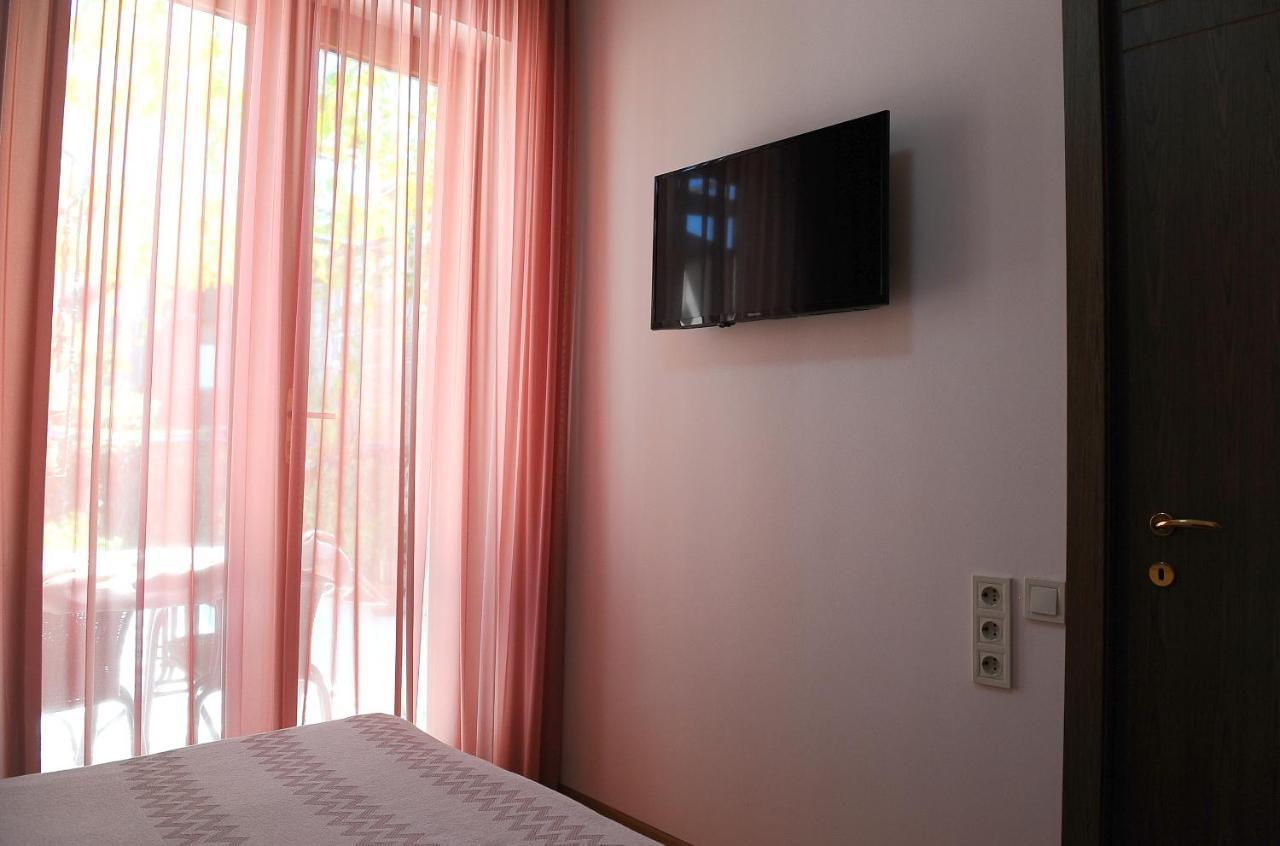 Janika Apartments Τυφλίδα Εξωτερικό φωτογραφία