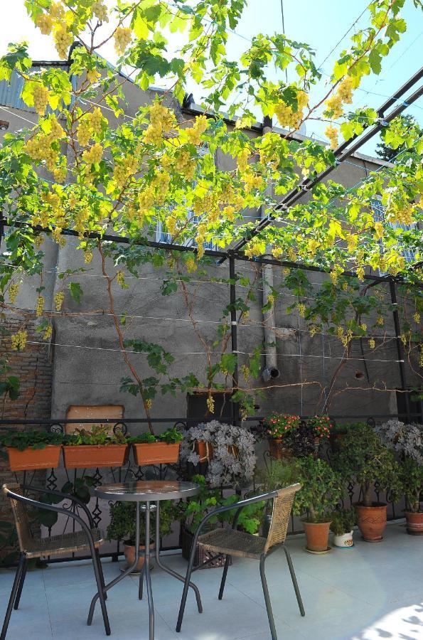 Janika Apartments Τυφλίδα Εξωτερικό φωτογραφία