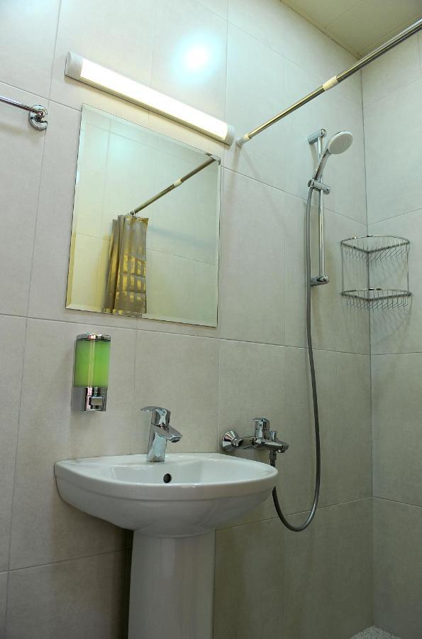 Janika Apartments Τυφλίδα Εξωτερικό φωτογραφία